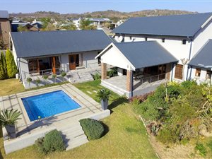 3 Bed House in Sonheuwel