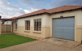 2 Bedroom Townhouse in Tuscan Village
