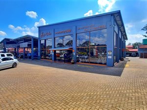 4000 m² Commercial space in Annlin