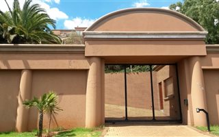 4 Bedroom House in Glenvista