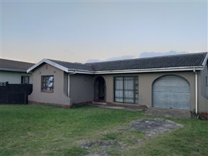 3 Bed House in Esikhawini
