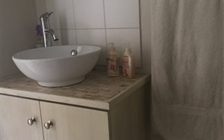 1 Bedroom Flat in Goodwood Estate