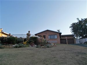 3 Bed House in Sea Park