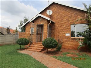 3 Bed House in Highveld