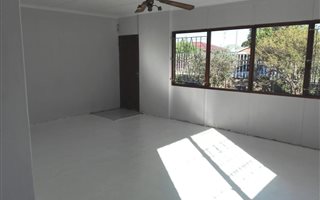 3 Bedroom House in Nigel Central
