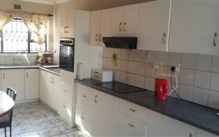 6 Bedroom House in Veldenvlei