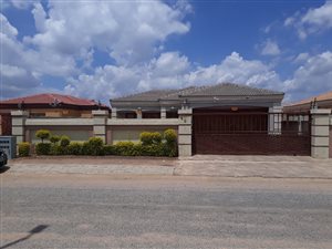 3 Bed House in Mafikeng