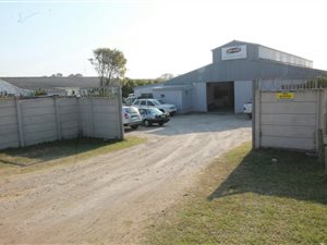 840 m² Industrial space in East Bank