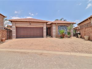 3 Bed Cluster in Beyers Park
