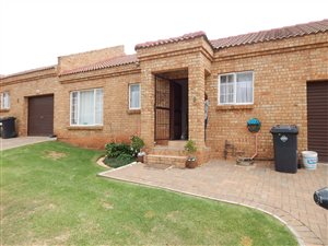 2 Bed Townhouse in Silverfields