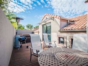 2 Bed Apartment in Waverley