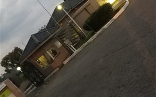 2 Bedroom Townhouse in Rembrandt Park