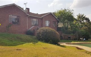 6 Bedroom House in Waterfall