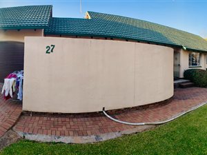 3 Bed House in Van Riebeeck Park