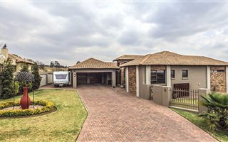 3 Bedroom House in Bankenveld
