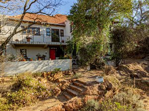 5 Bed House in Observatory