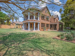 4 Bed House in Eldoraigne