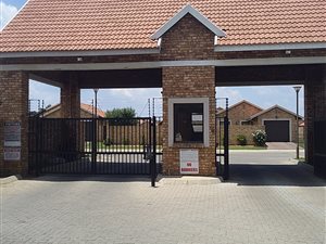 3 Bed Cluster in Minnebron