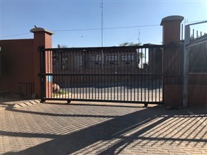 604 m² Industrial space in North Riding