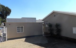 3 Bedroom House in Eldorado Park