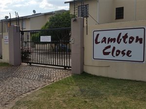 3 Bedroom Townhouse in Lambton