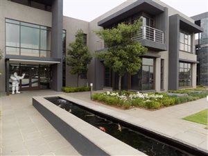 527 m² Office Space in Parkhaven