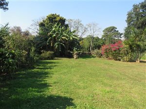 1800 m² Land available in Hillcrest Park