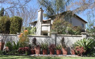 3 Bedroom Cluster in Midstream Estate