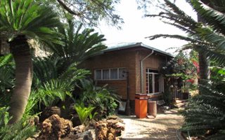Commercial space in Clayville East