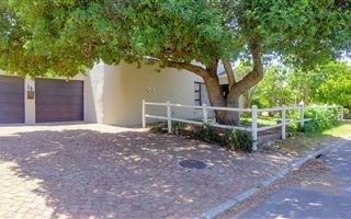 3 Bedroom House in Edgemead