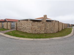 2 Bed House in Parsons Ridge