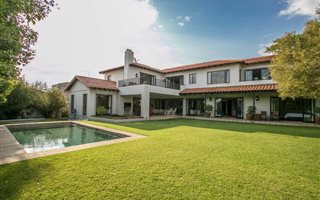 4 Bedroom House in Dainfern Golf Estate