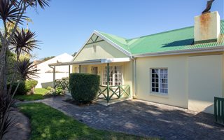 3 Bedroom House in East Bank