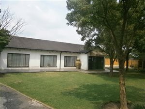 4 Bed House in Brackendowns