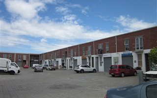 117 m² Industrial space in Maitland