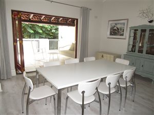 2 Bedroom Apartment in Bryanston West