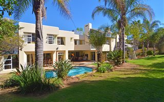 5 Bedroom House in Kyalami Estate