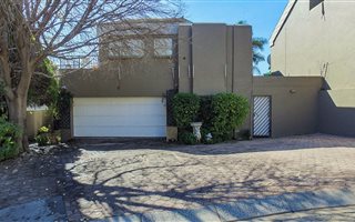 4 Bedroom Cluster in Lonehill