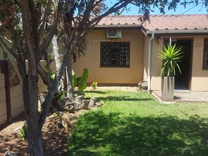 6 Bedroom House in Da Nova