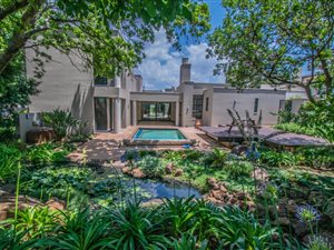 4 Bedroom House in Eldoraigne