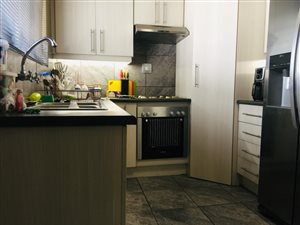 3 Bed House in Modder East
