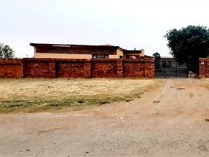 1.9 ha Farm in Putfontein