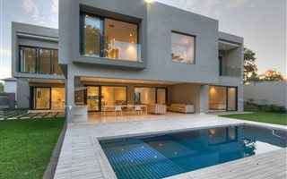 5 Bedroom House in Houghton Estate