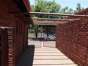 2 Bed Townhouse in Boksburg South
