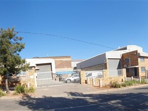 1030 m² Industrial space in Troyeville