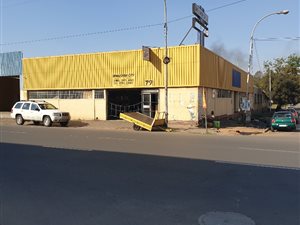 396 m² Commercial space in Germiston Central