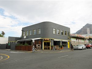 310 m² Commercial space in Observatory