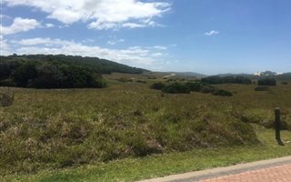 761 m² Land available in Kenton-on-Sea