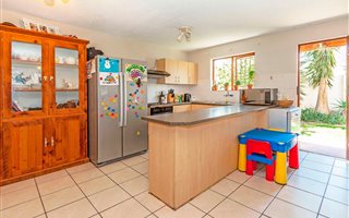 2 Bedroom Duplex in Heritage Park
