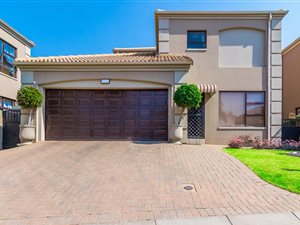 3 Bed House in Noordheuwel